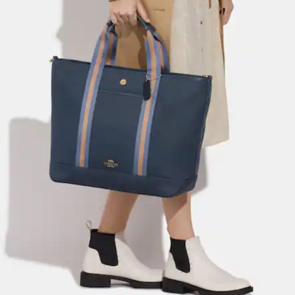 Coach Ellis Weekender Tote Bag NWT - Picture 4 of 8